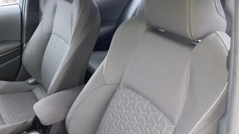 Toyota Corolla 1.8 VVT-i Hybrid Icon 5dr CVT Hybrid Hatchback